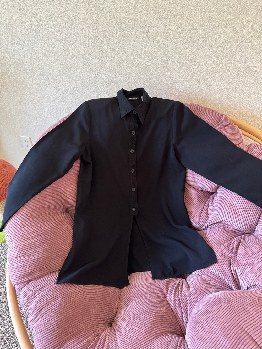 Sag Harbor Black Women's Blouse with Button Front
